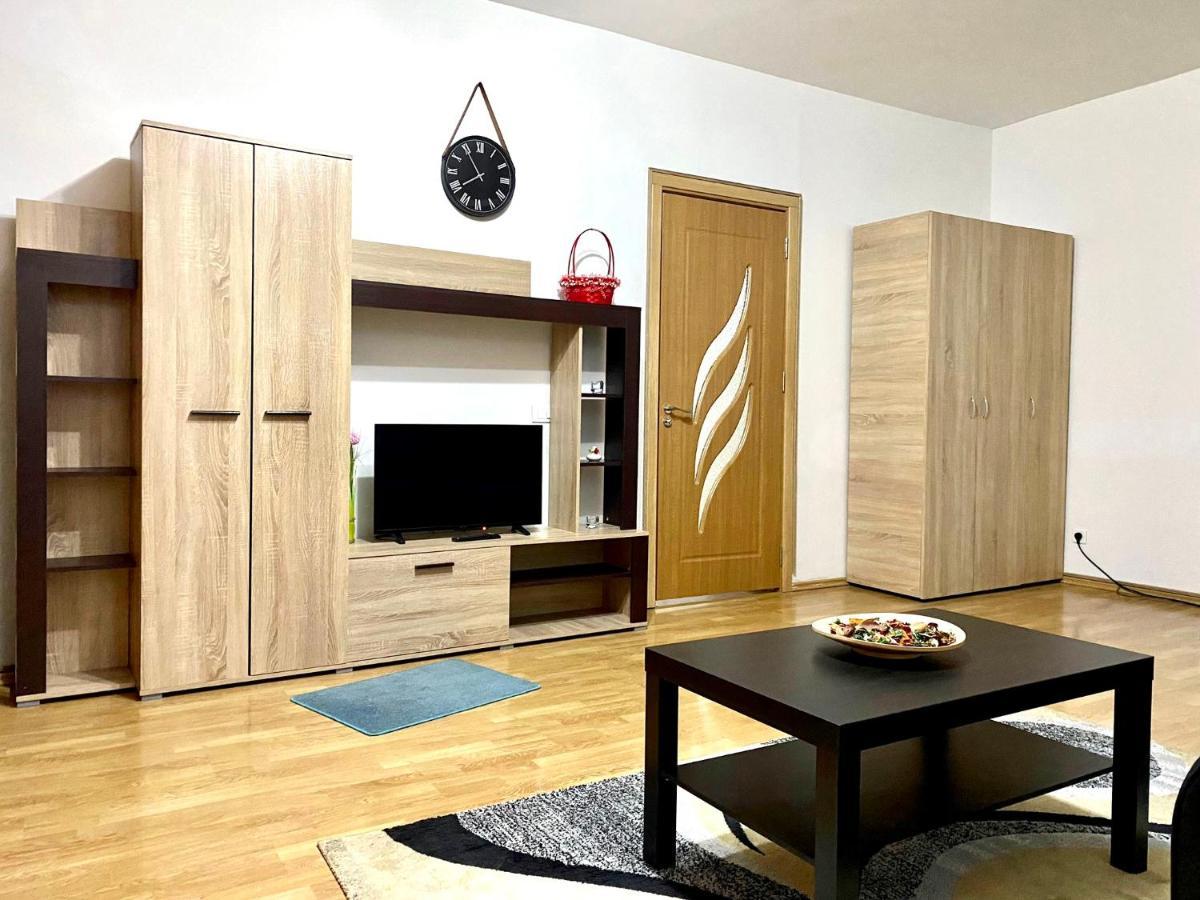 Sky Modern 1 Bedroom Apt W Free Parking Bukarest Eksteriør billede