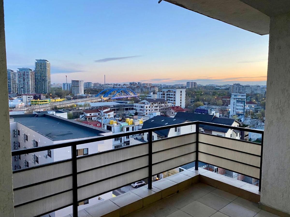 Sky Modern 1 Bedroom Apt W Free Parking Bukarest Eksteriør billede