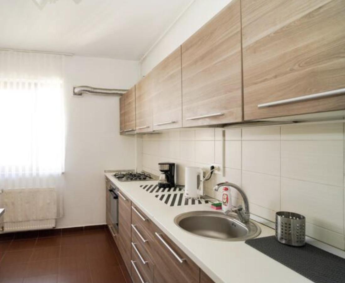 Sky Modern 1 Bedroom Apt W Free Parking Bukarest Eksteriør billede